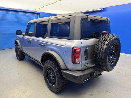 2022 Ford Bronco Black Diamond