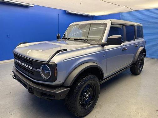 2022 Ford Bronco Black Diamond