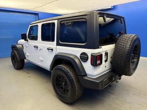 2018 Jeep Wrangler Unlimited Sport