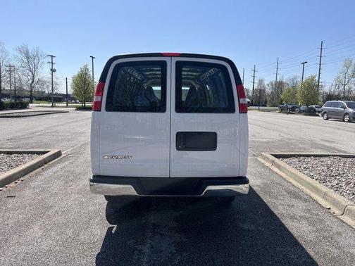 2025 Chevrolet Express 3500 Work Van