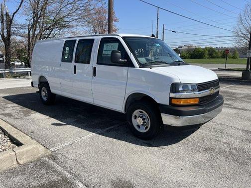 2025 Chevrolet Express 3500 Work Van