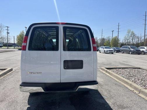 2025 Chevrolet Express 3500 Work Van