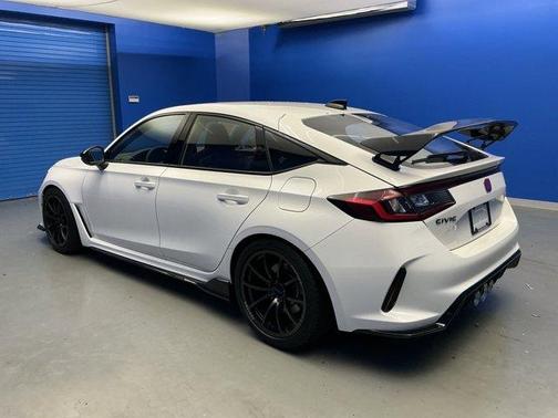 2025 Honda Civic Type R Base