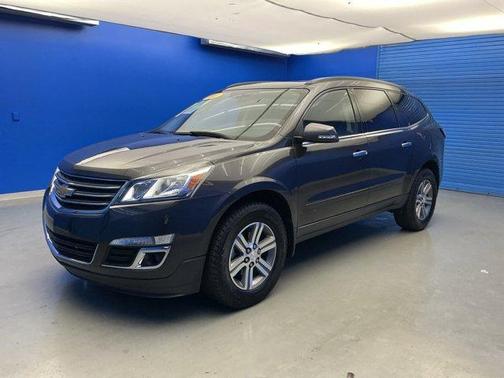 2017 Chevrolet Traverse 2LT