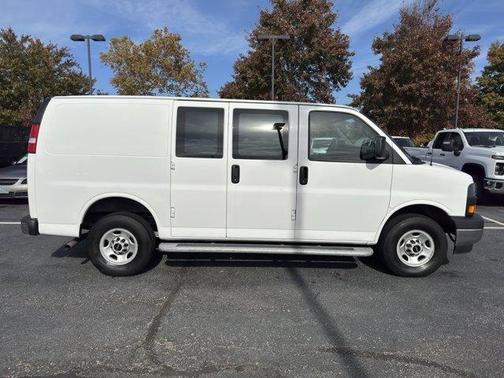 2023 GMC Savana 2500 Work Van