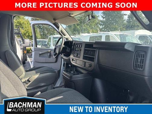 2023 GMC Savana 2500 Work Van