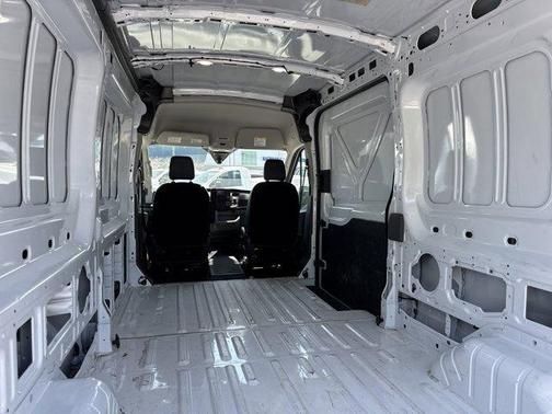 2023 Ford Transit-250