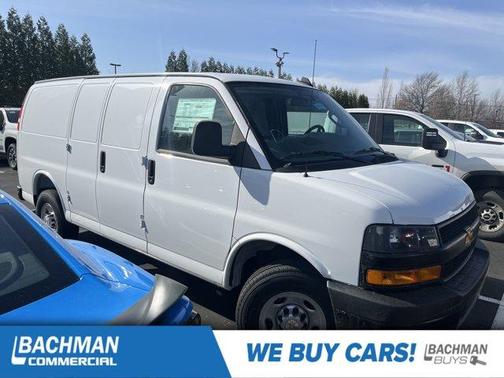 2025 Chevrolet Express 2500 Work Van
