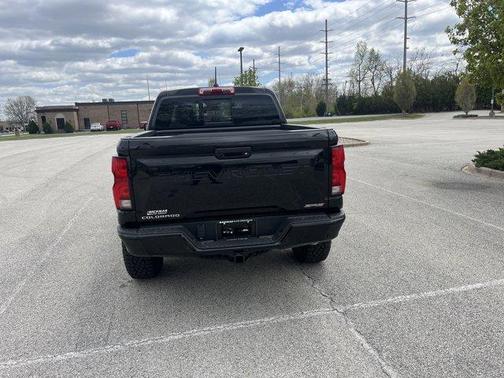 2025 Chevrolet Colorado ZR2