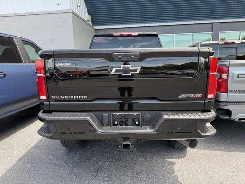 Black 2026 Chevrolet Silverado 2500 ZR2