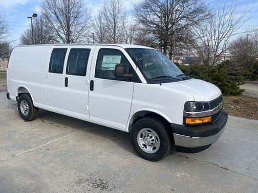 2025 Chevrolet Express 2500 Work Van