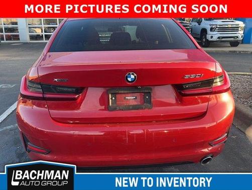 2022 BMW 330 i xDrive