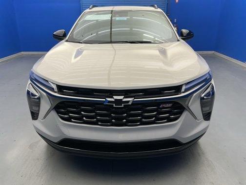 White Sand 2026 Chevrolet Trax 2RS