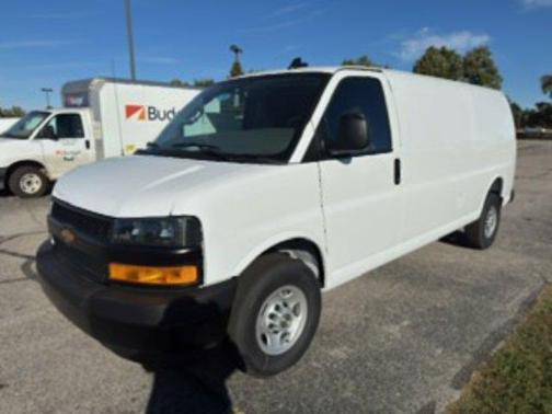 2025 Chevrolet Express 3500 Work Van