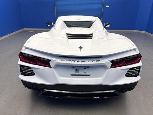 2026 Chevrolet Corvette Stingray w/2LT