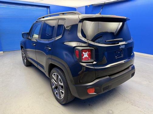 Black 2016 Jeep Renegade Latitude