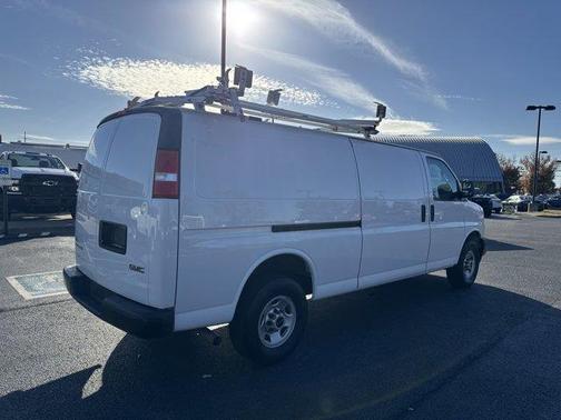 2023 GMC Savana 2500 Work Van
