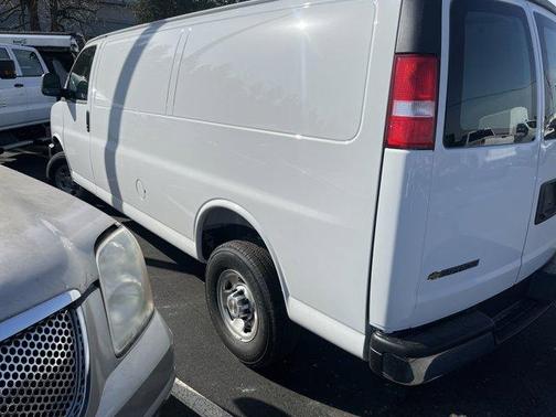 2025 Chevrolet Express 2500 Work Van