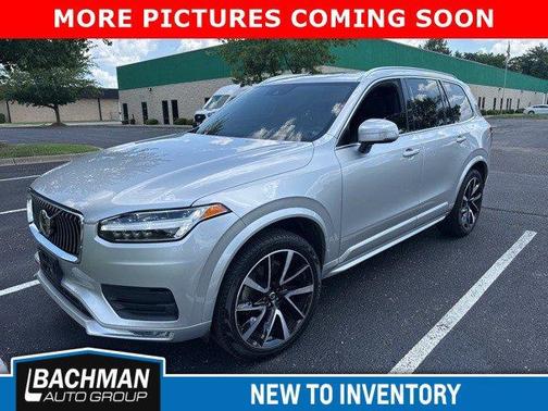 2020 Volvo XC90 T6 Momentum 7 Passenger