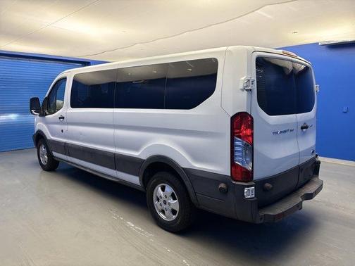2017 Ford Transit-350 XLT