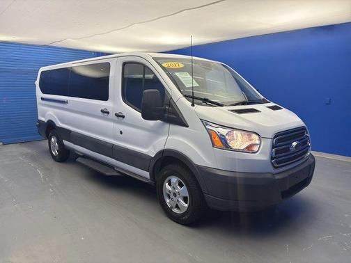2017 Ford Transit-350 XLT