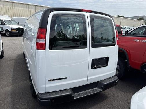 2025 Chevrolet Express 2500 Work Van