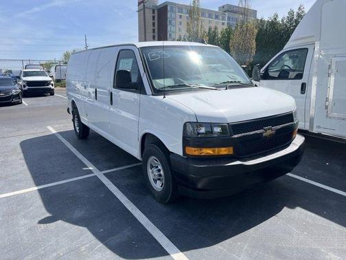 2025 Chevrolet Express 2500 Work Van