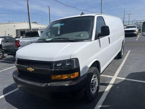 2025 Chevrolet Express 2500 Work Van
