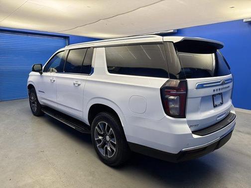 2021 Chevrolet Suburban LT