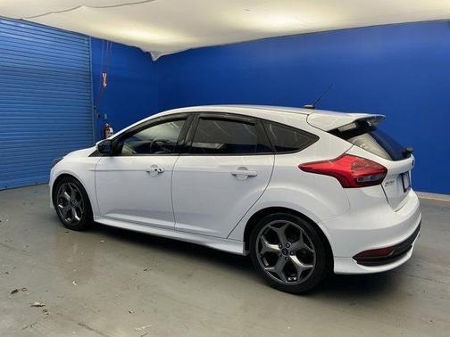 2017 Ford Focus ST Base