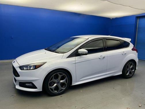 2017 Ford Focus ST Base