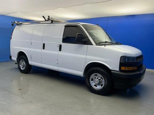 2022 Chevrolet Express 2500 Work Van