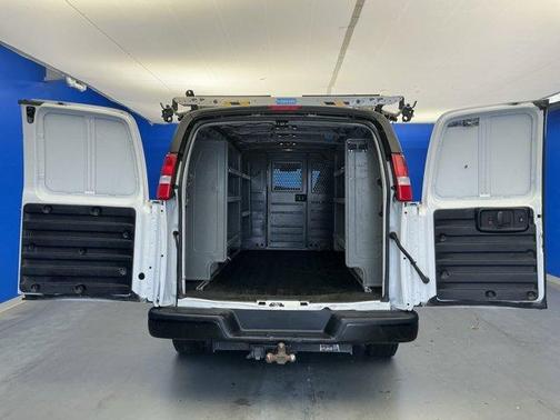 2022 Chevrolet Express 2500 Work Van