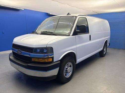 2024 Chevrolet Express 2500 Work Van