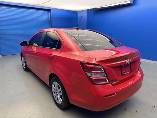 2018 Chevrolet Sonic LS