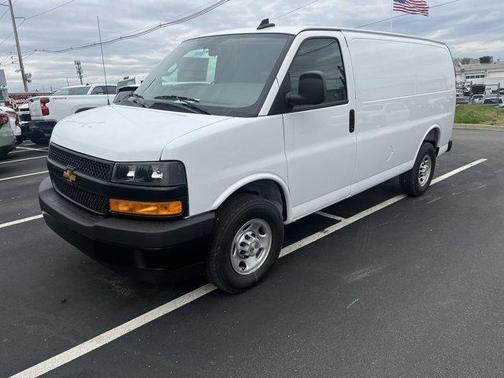 2025 Chevrolet Express 2500 Work Van