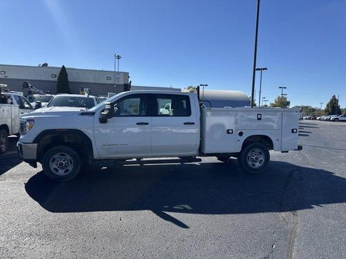 2022 GMC Sierra 2500 Pro