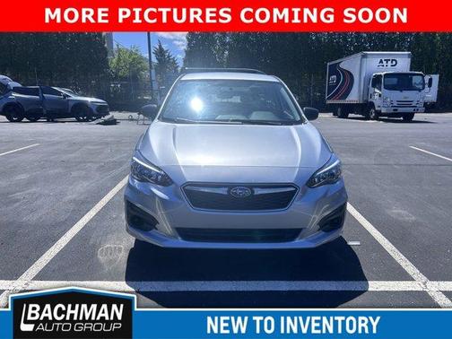 Ice Silver Metallic 2019 Subaru Impreza 2.0i
