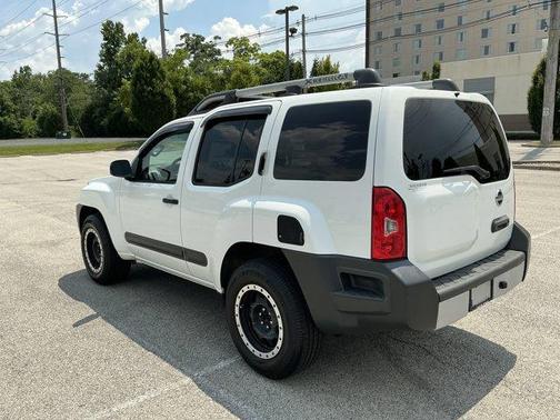 2013 Nissan Xterra S