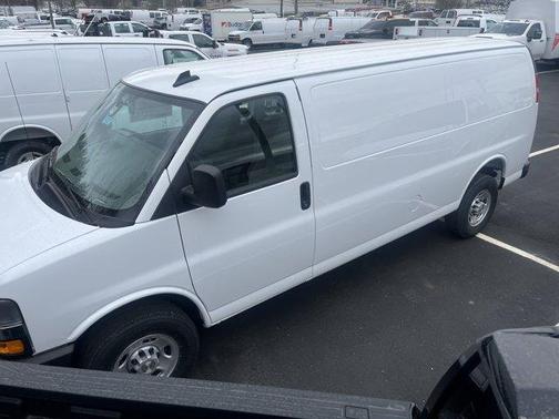 2025 Chevrolet Express 2500 Work Van