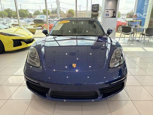 2025 Porsche 718 Boxster S