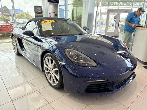 2025 Porsche 718 Boxster S