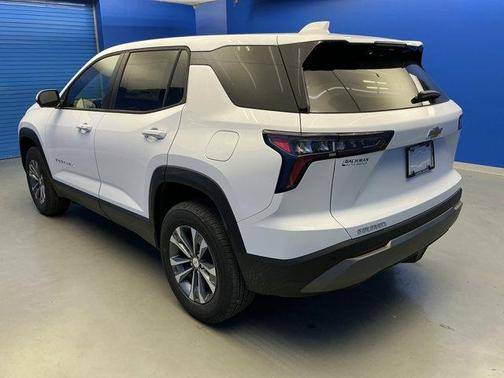 Summit White 2026 Chevrolet Equinox LT