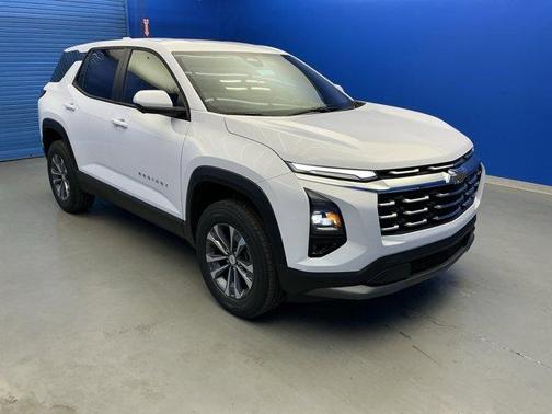 Summit White 2026 Chevrolet Equinox LT