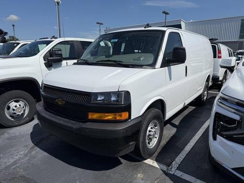 2025 Chevrolet Express 3500 Work Van