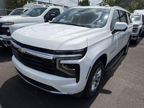 2025 Chevrolet Suburban LS