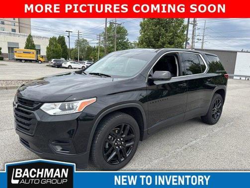Mosaic Black Metallic 2020 Chevrolet Traverse LS