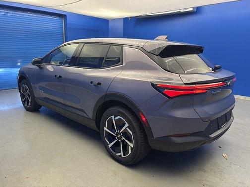 2026 Chevrolet Equinox EV LT 1