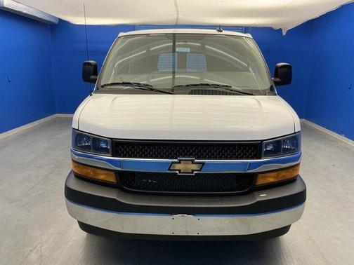 2025 Chevrolet Express 3500 Work Van