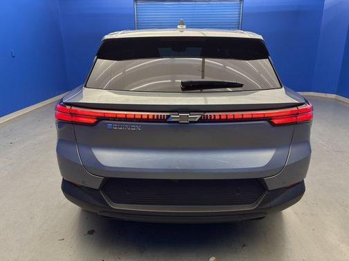 2026 Chevrolet Equinox EV LT 1